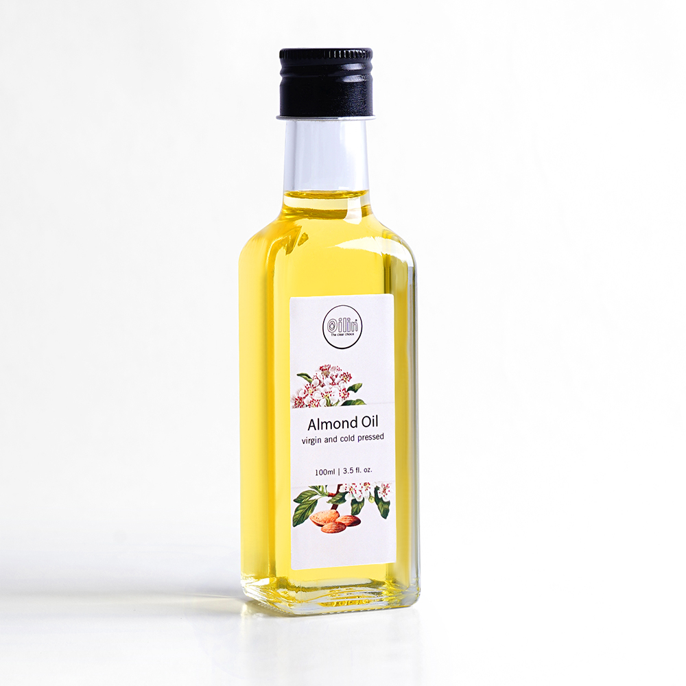 almond oil2.jpg